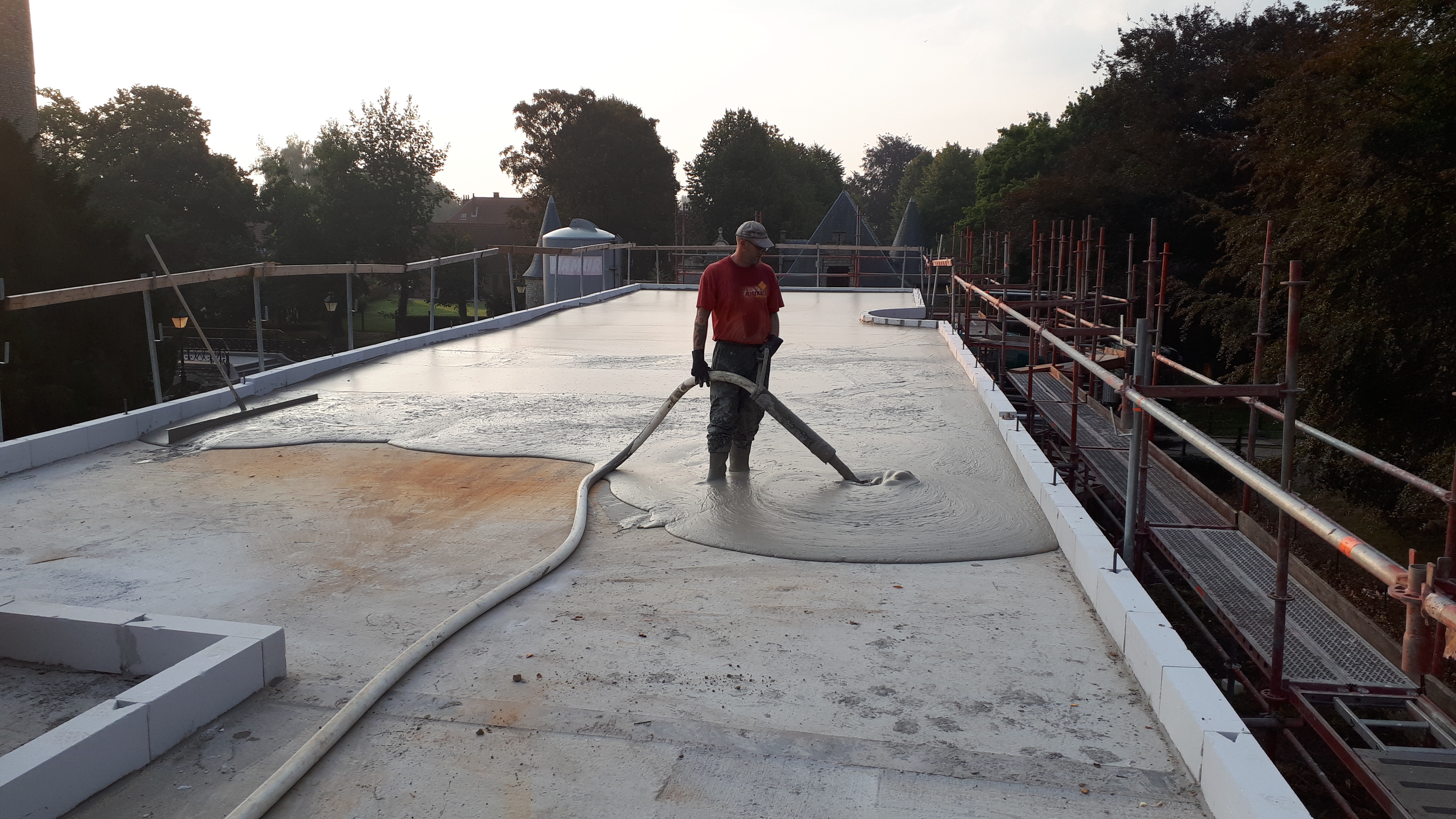 “850 S 1,5N” geplaatst met 1,5 cm/m helling